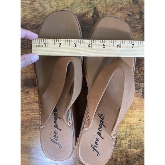 Free People Tan Platform Sandals - Picture 13 of 14